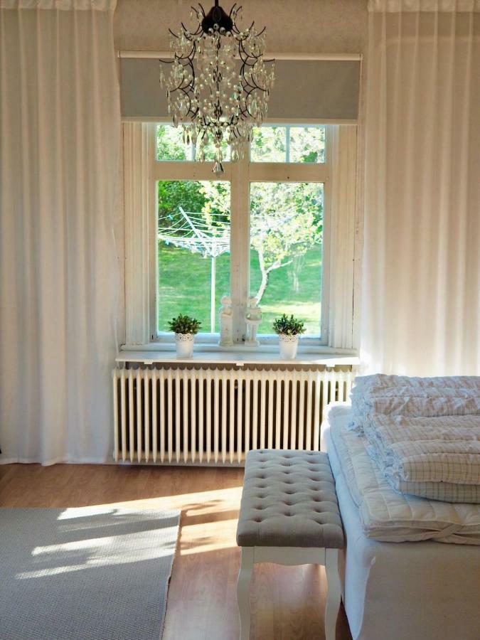 Orsastuguthyrning-Kyrkbyn Vila Exterior foto